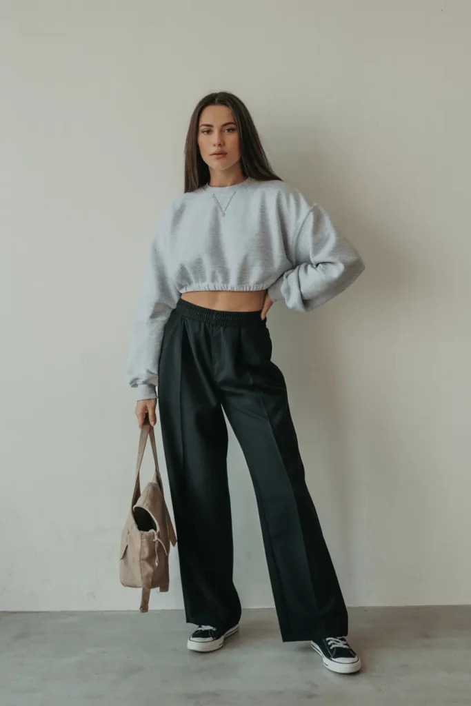 Cropped Sweatshirt with High-Waist Pants